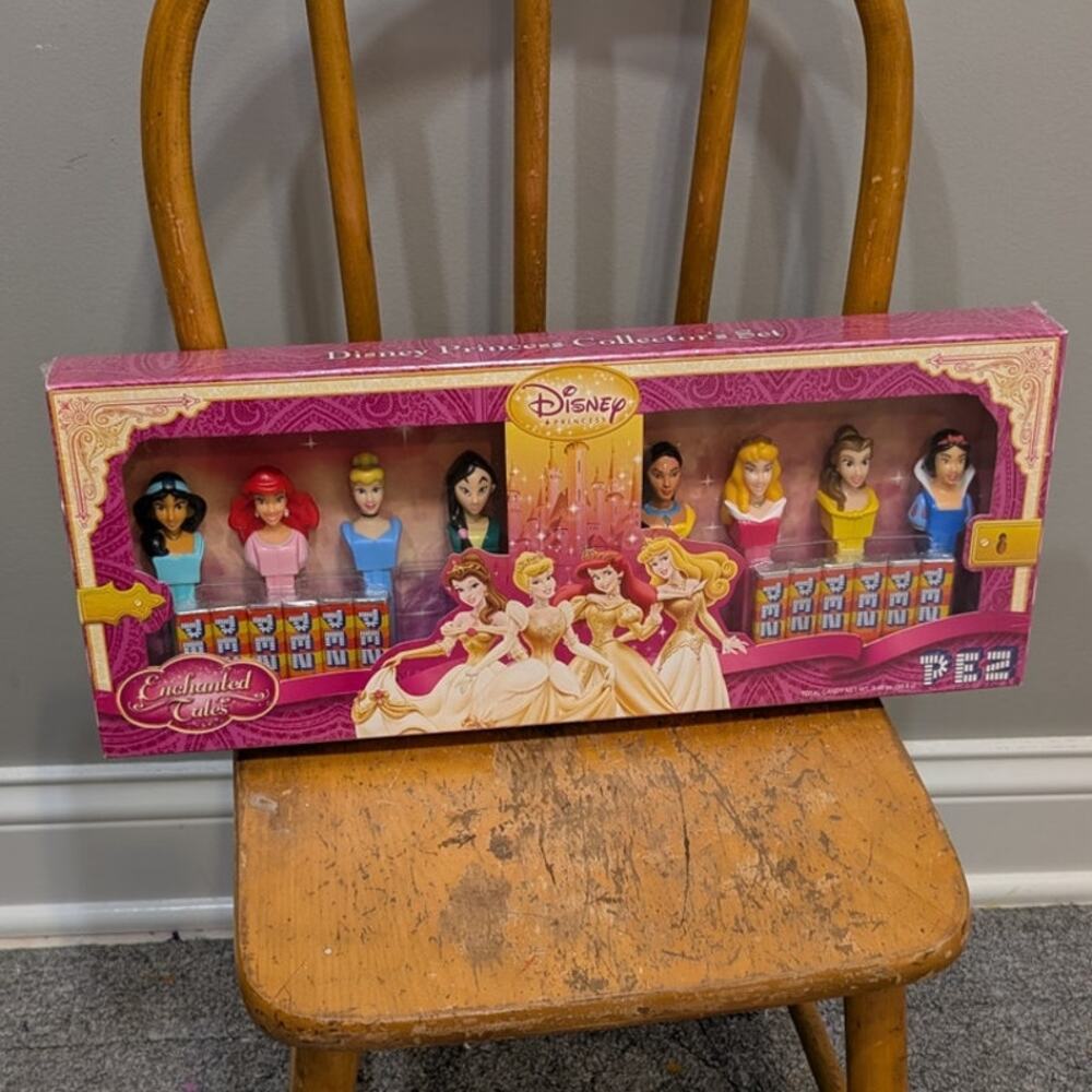 Pez Disney Princess Collectors Boxed Set Memorabilia Retired Nostalgic Display